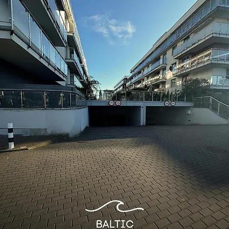 Baltic Kolobrzeg, 800m Sea, Baltycka *