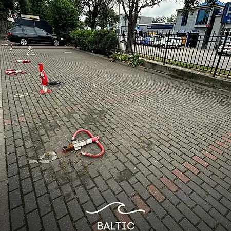 Baltic Kolobrzeg, 800m Sea, Baltycka アパート